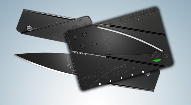 Multifunkčná karta - šikovný skladací nôž v tvare kreditky