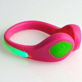 LED bezpečnostné svetlo na topánky: ružový klip + zelené svetlo