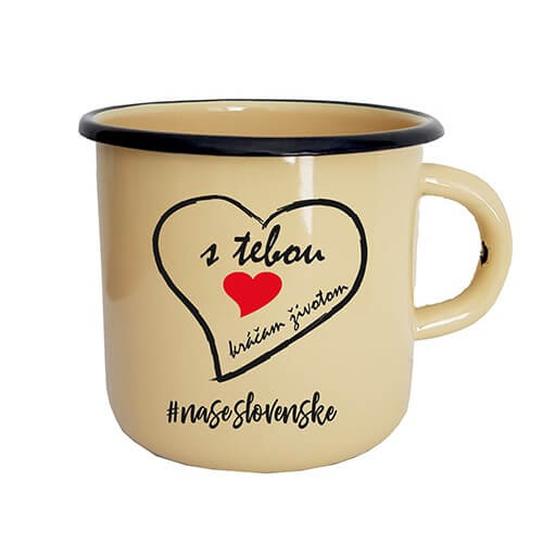 Smaltovaný hrnček S tebou kráčam životom (300 ml) - krémový