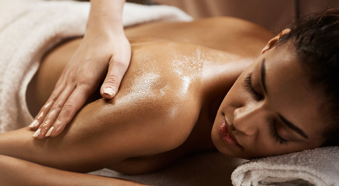 Klasická masáž špeciálne pre ženy