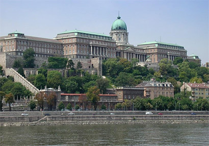 Budapešť