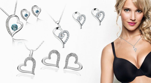 Tri elegantné trojdielne sety šperkov s motívom srdca zdobené kryštálom Swarovski Elements.