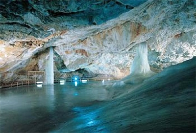 Jaskyňa