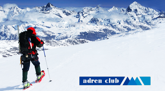 Zimná turistika v rakúskych Alpách so snežnicami s Adren Club