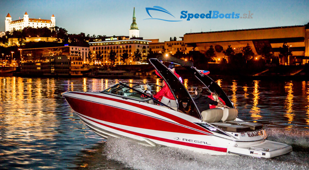 Adrenalínová plavba alebo romantická plavba pre dvoch na speedboatoch po Dunaji