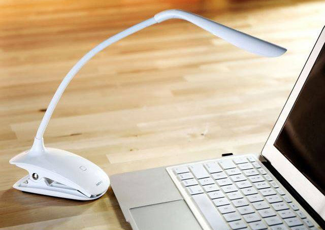 LED dotyková stolná lampa s husím krkom s USB dobíjaním